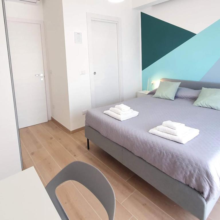Blue Sky Rooftop Rooms – Bari Policlinico - Double Room with Terrace - 13