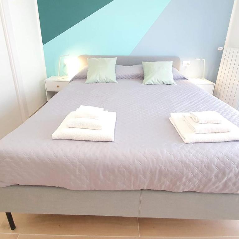 Blue Sky Rooftop Rooms – Bari Policlinico - Double Room with Terrace - 2