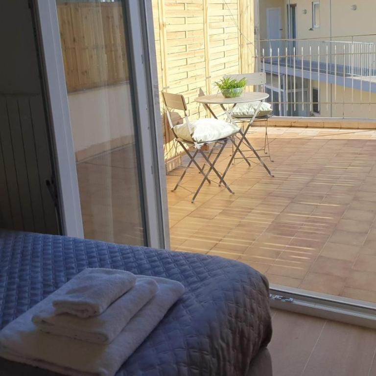 Blue Sky Rooftop Rooms – Bari Policlinico - Double Room with Terrace - 1