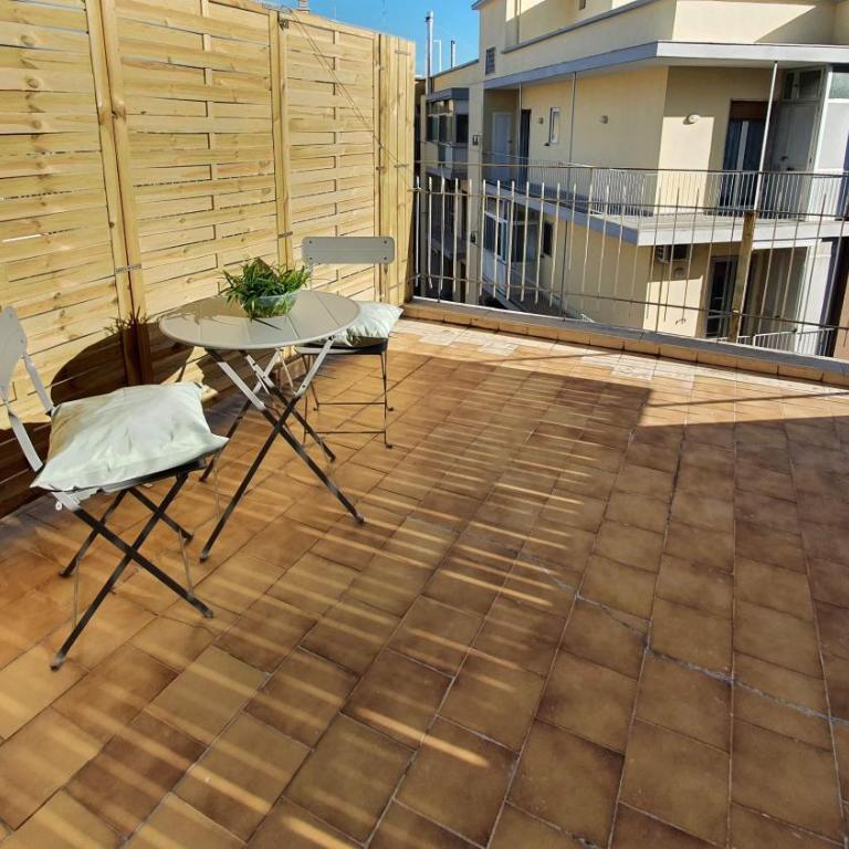 Blue Sky Rooftop Rooms – Bari Policlinico - Double Room with Terrace - 16