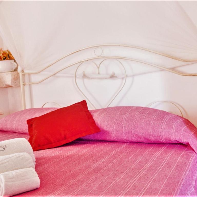 Trulli Donna Isabella - Double Room with Garden View - 4
