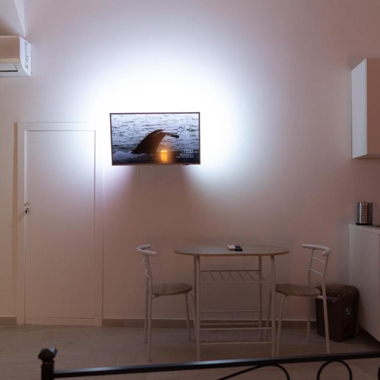 MY BRILLIANT HOME WITH JACUZZI 2 STEPS FROM St TOLEDO - Camera King con Vasca Idromassaggio - 22