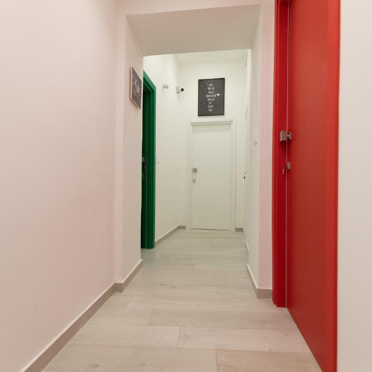 MY BRILLIANT HOME WITH JACUZZI 2 STEPS FROM St TOLEDO - Camera Matrimoniale Deluxe con Doccia - 15