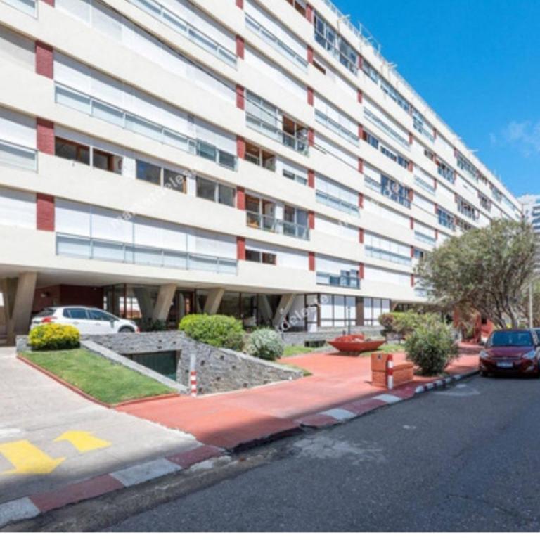Islamar - Two-Bedroom Apartment - 3