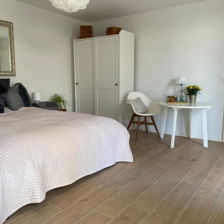 Le Hameau du Montchervet - Doppelzimmer mit Gartenblick - 7