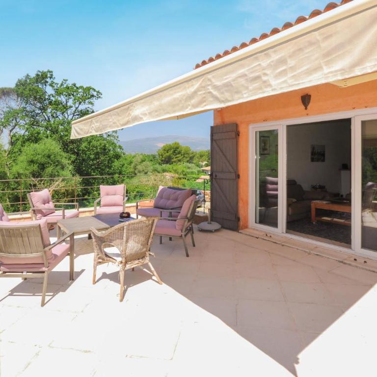 Cozy Home In Roquefort Les Pins - Four-Bedroom Vacation Home - 17