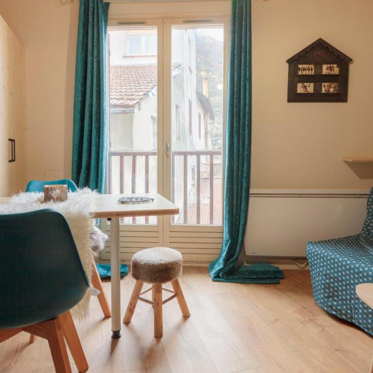 La Marmotte T2 hyper centre WIFI Draps serviettes et ménage inclus - Appartement 1 Chambre - 11
