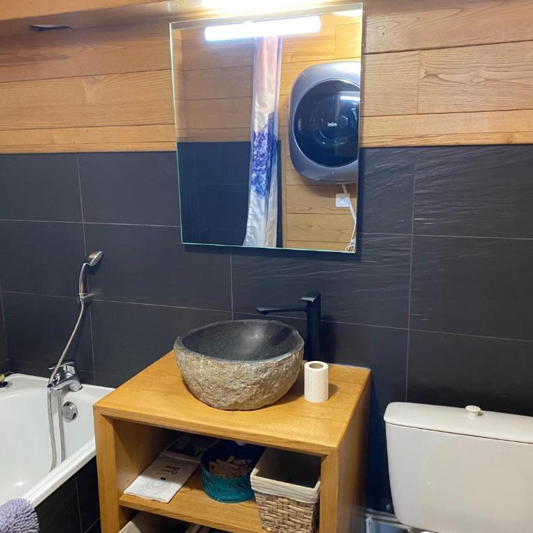 La Marmotte T2 hyper centre WIFI Draps serviettes et ménage inclus - Appartement 1 Chambre - 6