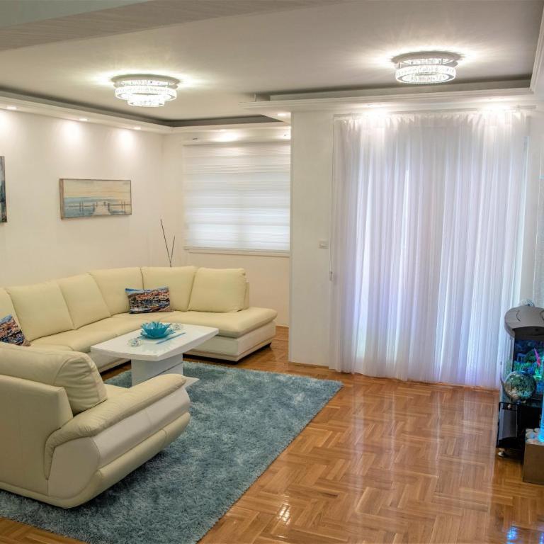 Apartment Queen 1 - Apartman sa 2 Spavaće Sobe - 1