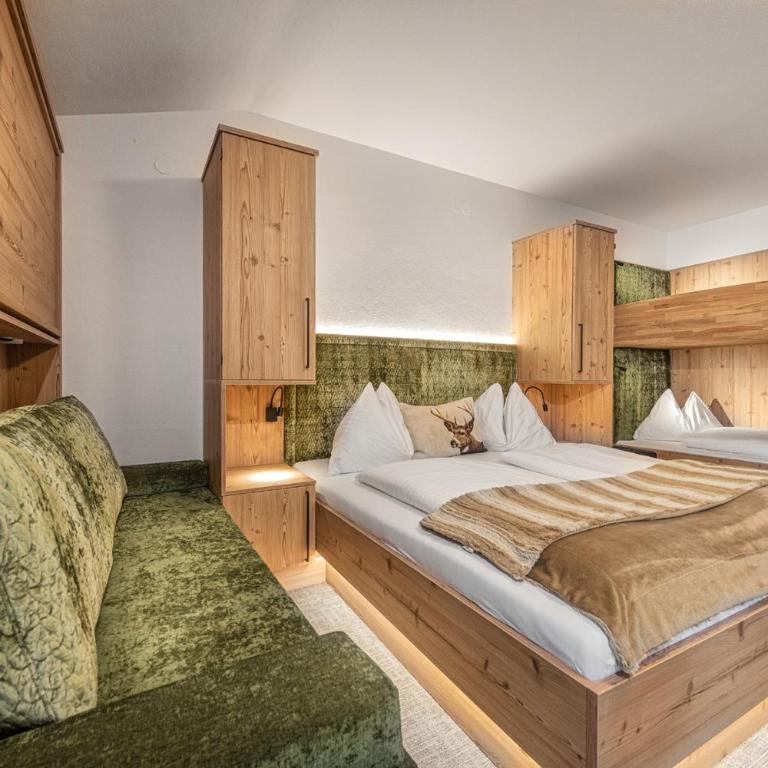 Jugendhotel Gruber - Familienzimmer mit Doppelbett - 5