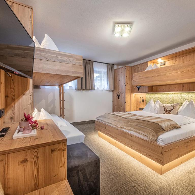 Jugendhotel Gruber - Standard Familienzimmer - 1