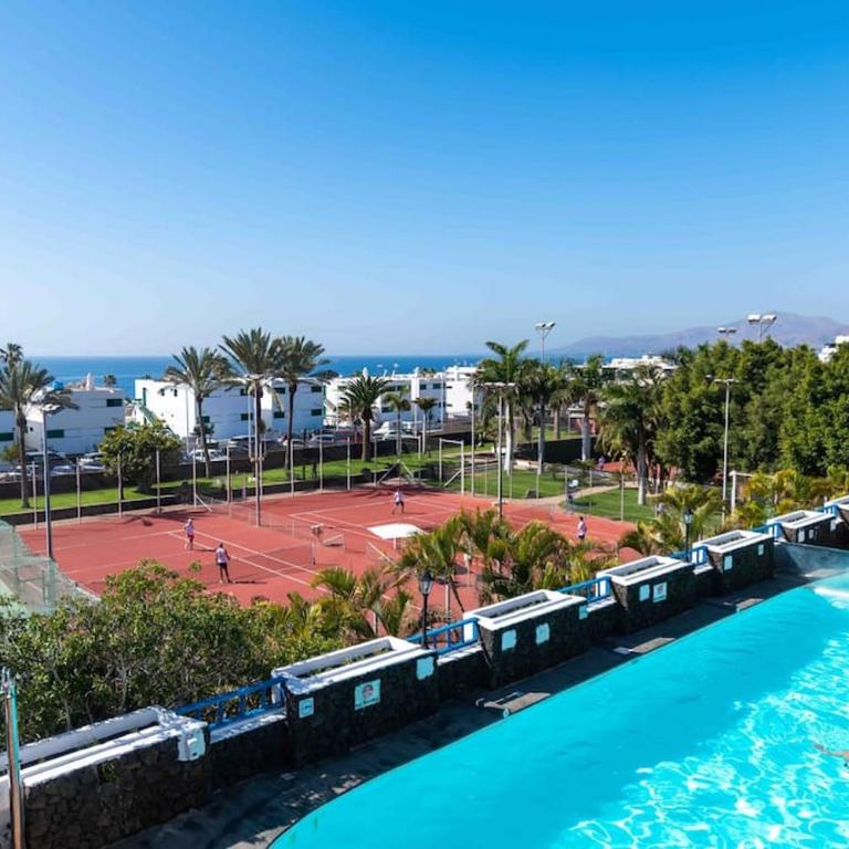 Club del mar 22 - Three-Bedroom Apartment - 16