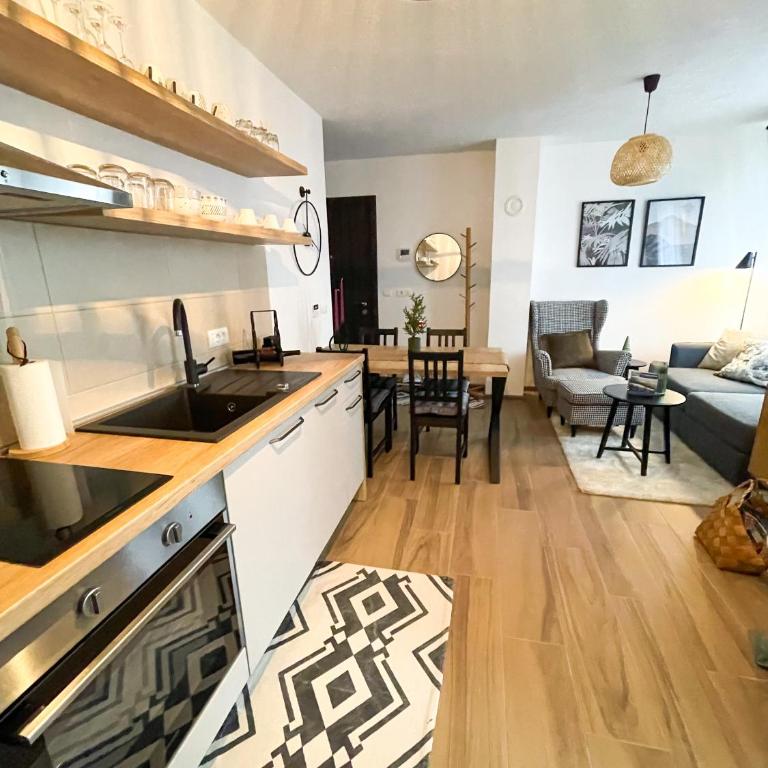 Ravna Planina - One-Bedroom Apartment with Balcony and Mountain View - 4
