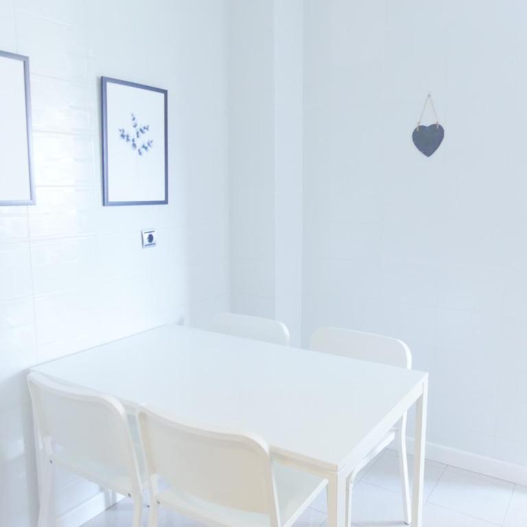 Apartamento luminoso, funcional y amplio en zona hospitalaria - Apartment - 18