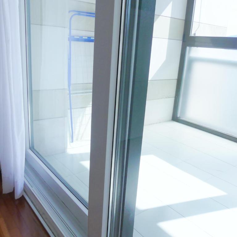 Apartamento luminoso, funcional y amplio en zona hospitalaria - Apartment - 28