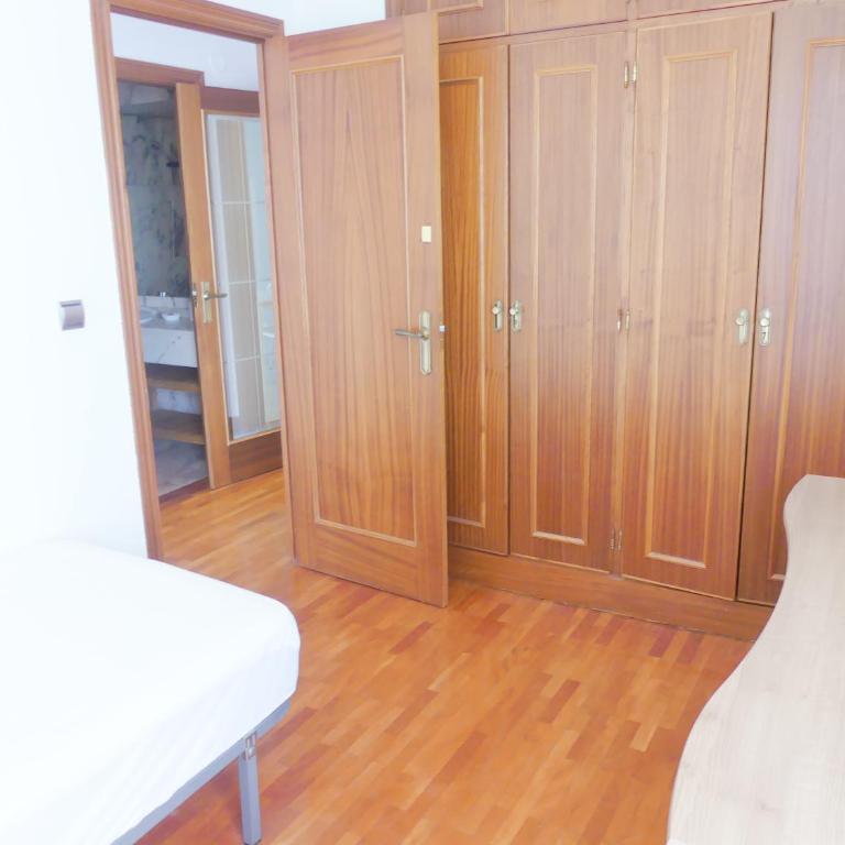 Apartamento luminoso, funcional y amplio en zona hospitalaria - Apartment - 29