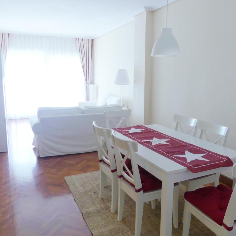 Apartamento luminoso, funcional y amplio en zona hospitalaria - Apartment - 4
