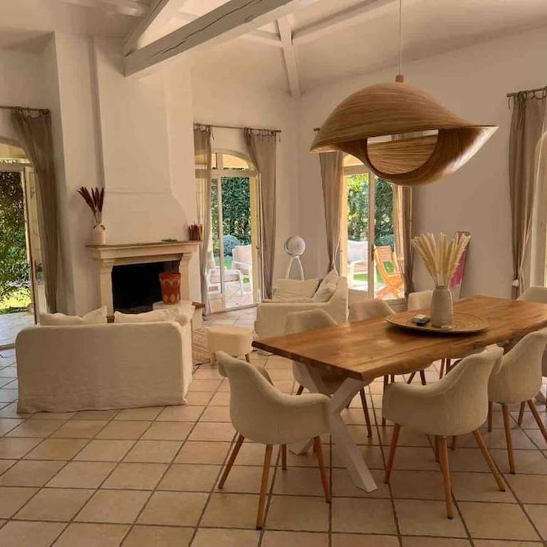 Magnifique villa vue mer avec piscine et plage privée - Villa - 22