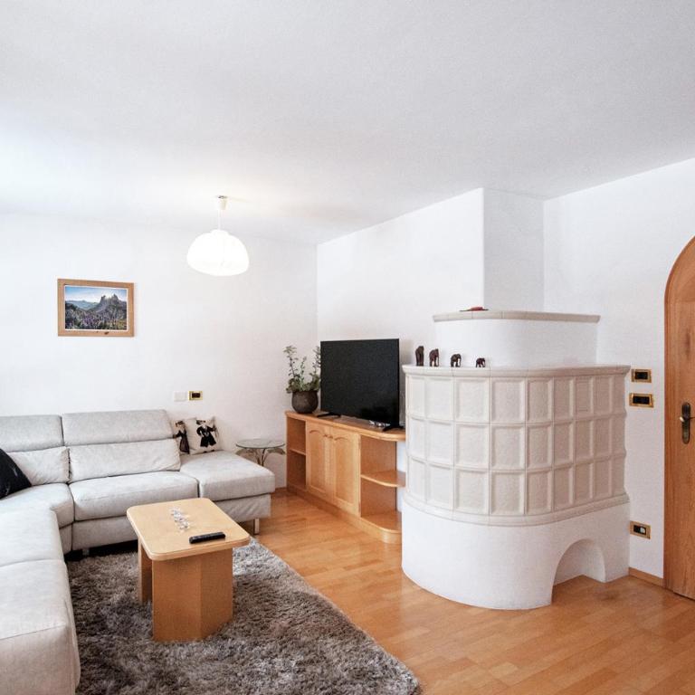 Mountain Living Apartment Idylia - Appartamento con 2 Camere da Letto - 1