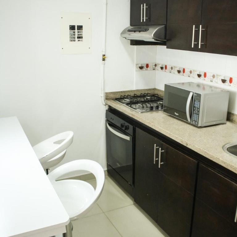 Apartahotel Kelly - Estudio Familiar - 7