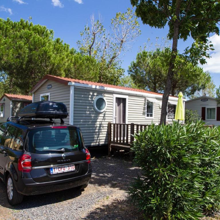 Camping Resort Les Champs Blancs - Mobile Home avec Climatisation (6 Adultes) - 1