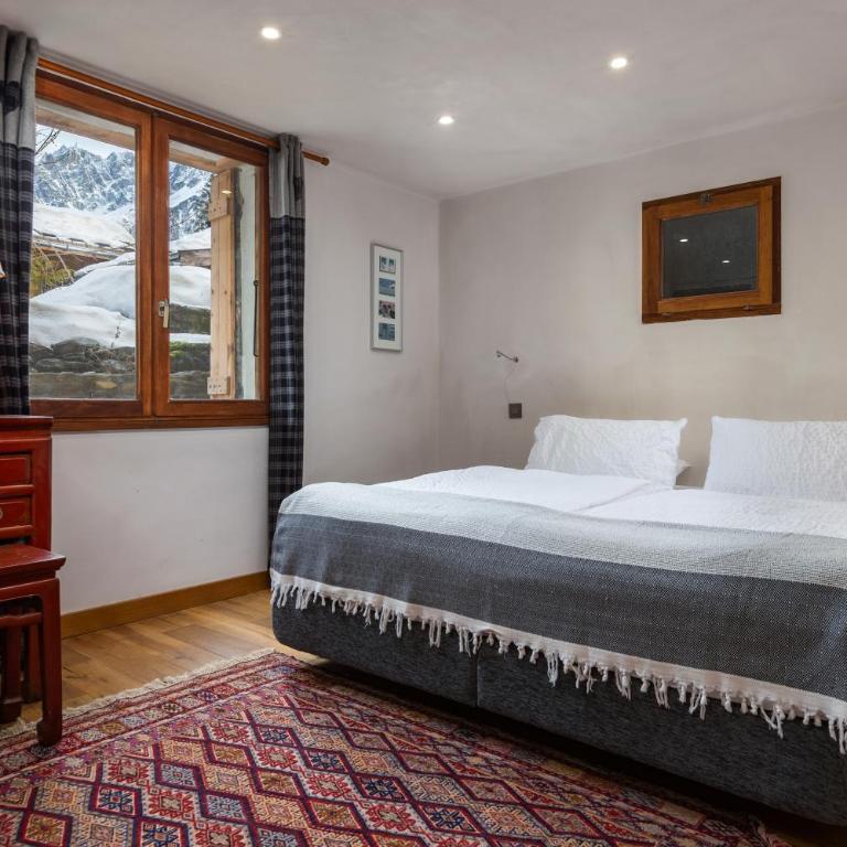 Chalet Fleur de Lys - Chalet 4BR Wood Stove , Home Cinema , Parental Suite - By Cozee Rentals - Chalet - 64