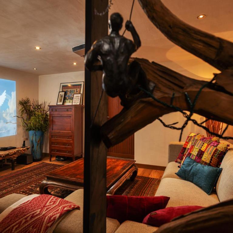 Chalet Fleur de Lys - Chalet 4BR Wood Stove , Home Cinema , Parental Suite - By Cozee Rentals - Chalet - 80