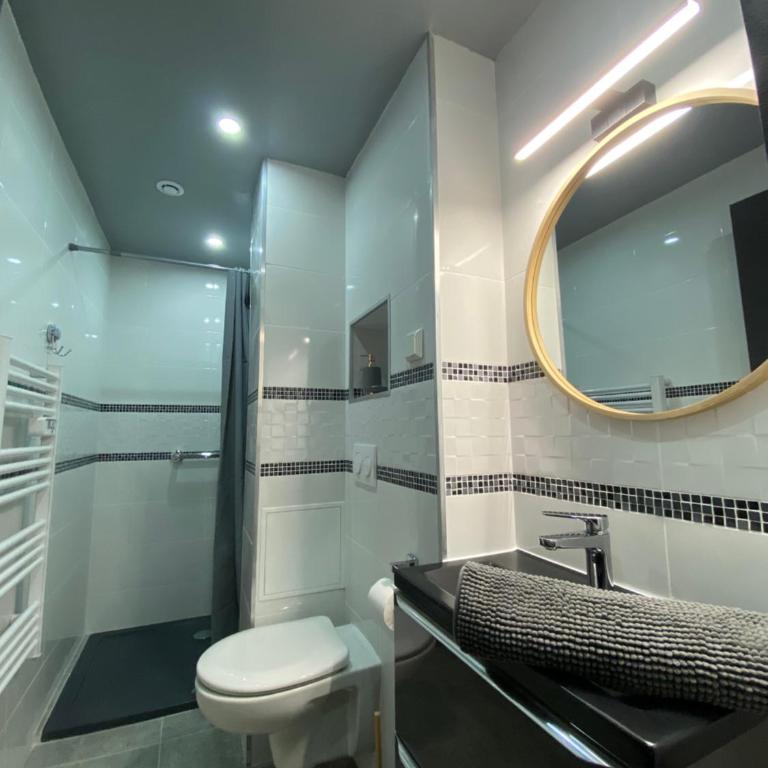 Les Chalets Bambi & Jacuzzi privatif - Appartement - 18