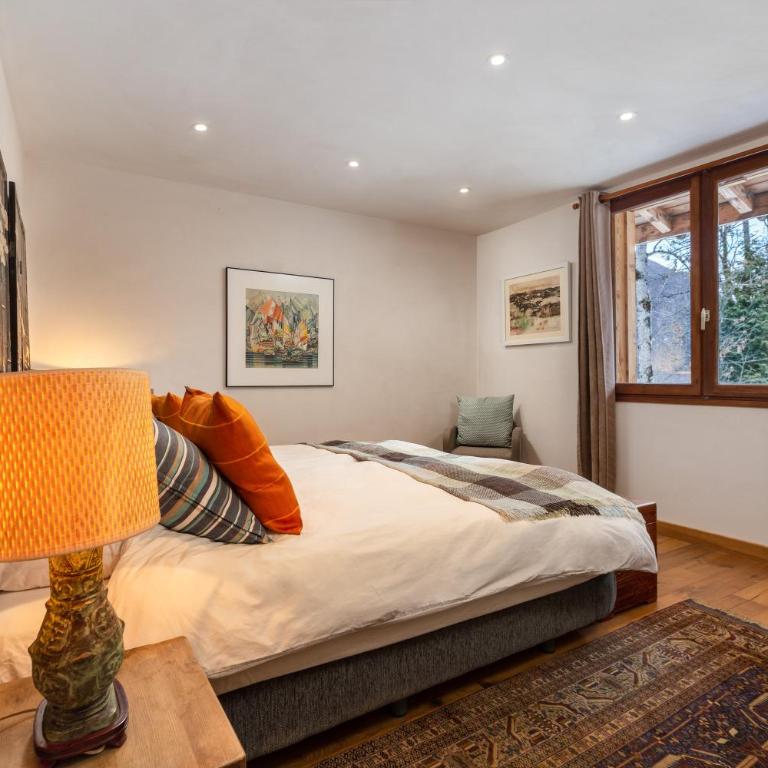 Chalet Fleur de Lys - Chalet 4BR Wood Stove , Home Cinema , Parental Suite - By Cozee Rentals - Chalet - 70