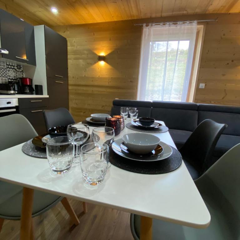 Les Chalets Bambi & Jacuzzi privatif - Appartement - 16