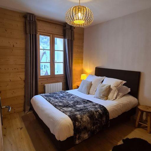 Les Suites du Monetier, alliant le charme et l'authenticité d'un chalet de prestige au cœur du village - Appartement - 49