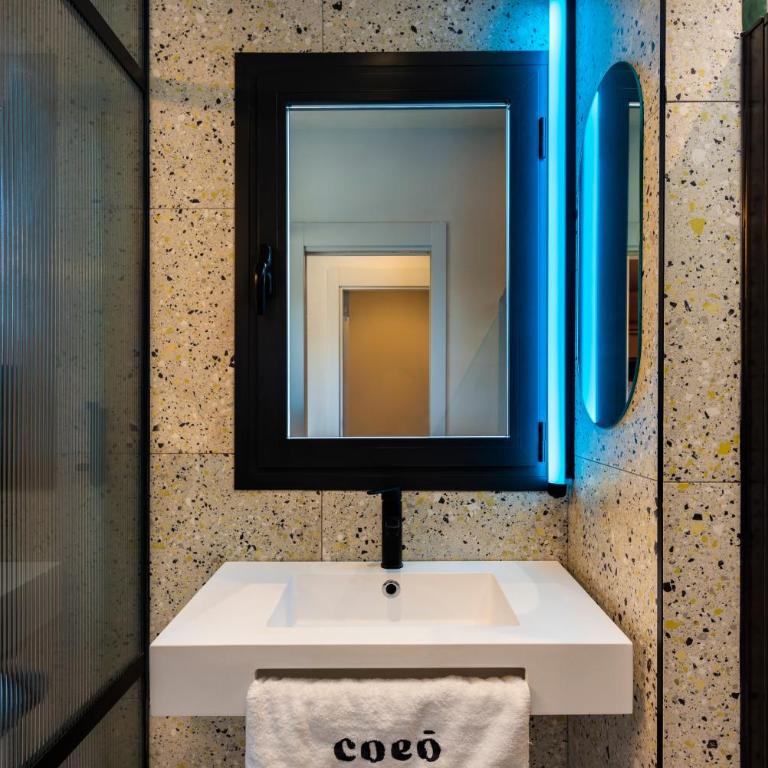 Coeo Peña Design Apartments - Apartment with Garden View - 7