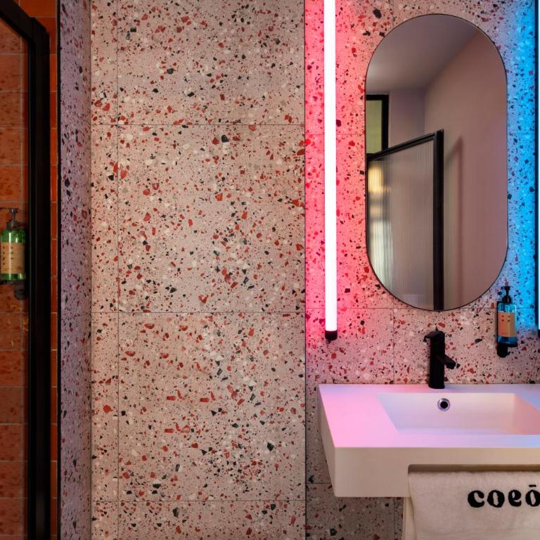 Coeo Peña Design Apartments - Duplex Suite Alcazaba and Garden View and private rooftop - 13