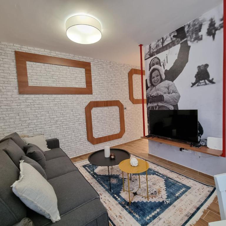 Nivalis Hill N&V - Apartment with Terrace - 15