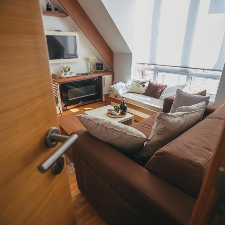 MIR i LIRA apartmani Kopaonik - One-Bedroom Apartment - 5