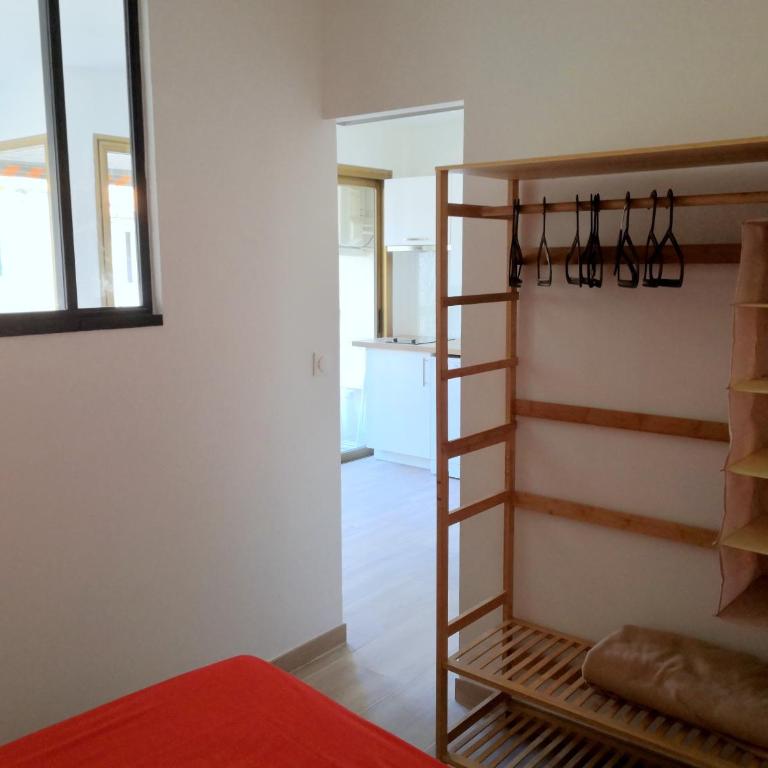 Deux pièces climatisé avec balcon Vieil Antibes - Appartement - 16