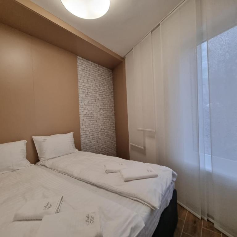 Nivalis Hill N&V - One-Bedroom Apartment - 17