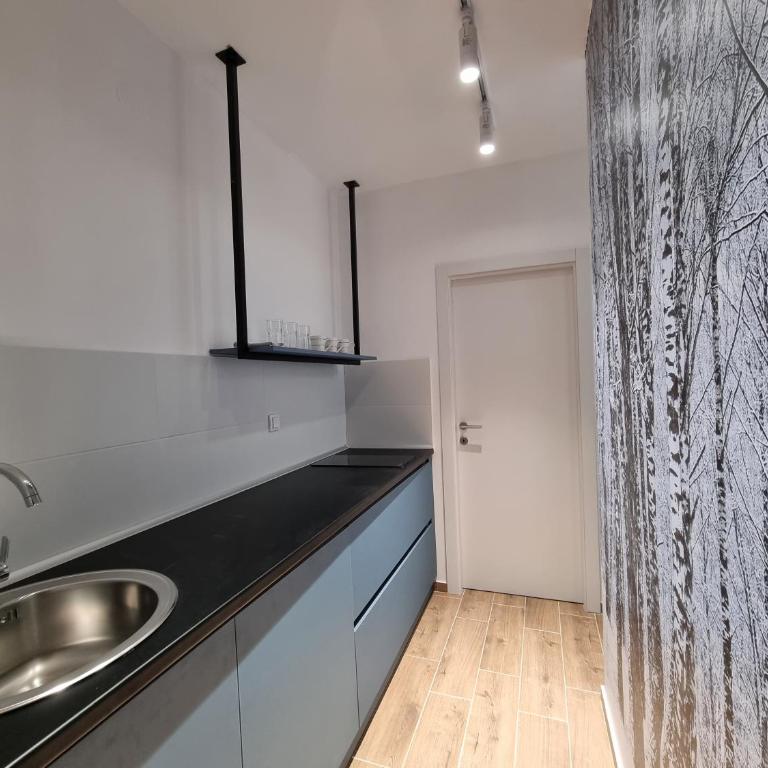 Nivalis Hill N&V - Apartment with Balcony - 10