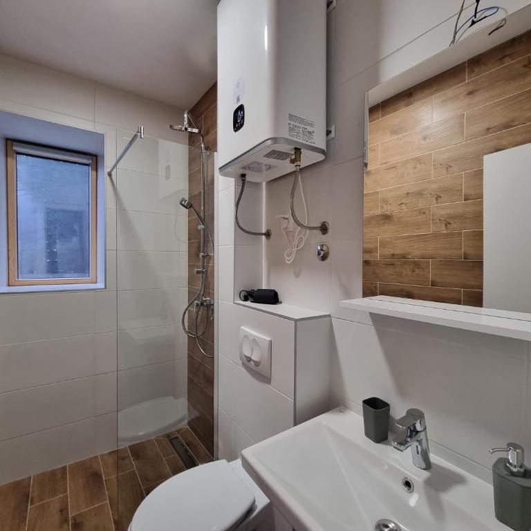 Nivalis Hill N&V - Standard Apartment - 16