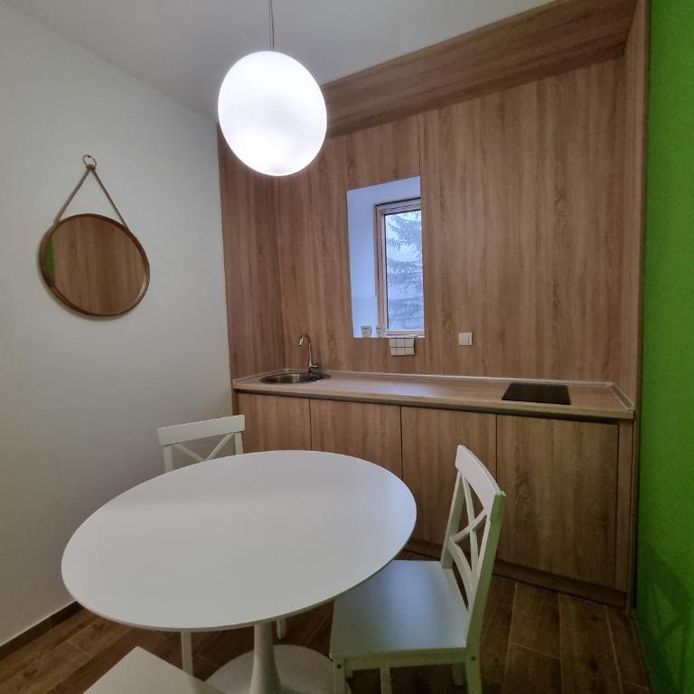 Nivalis Hill N&V - One-Bedroom Suite - 9