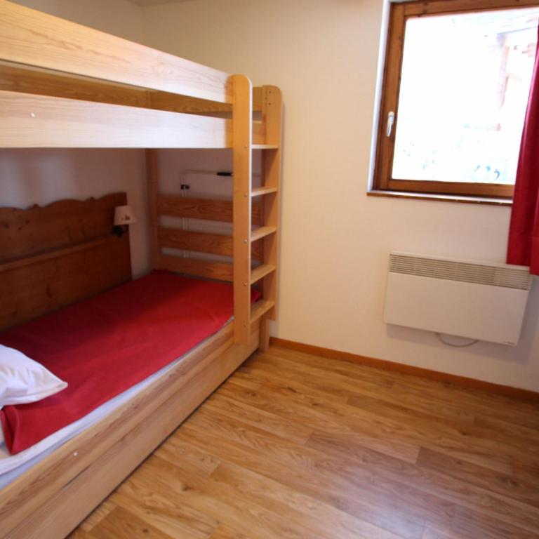 Bel appartement 3* plein sud à Chamrousse, avec terrasse et animaux acceptés - FR-1-549-92 - Apartamento - 11