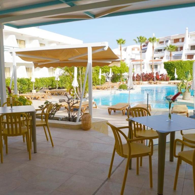 Panorama 3 Bedroom Apartment - Three-Bedroom Apartment - 22