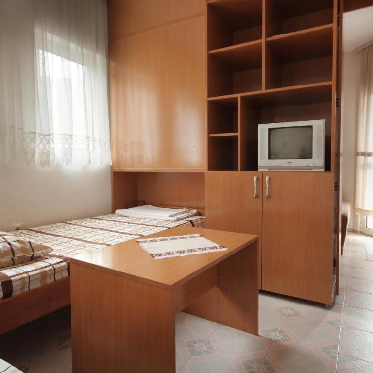 Apartments Villa Slavica - Standardni Trokrevetni Studio - 9