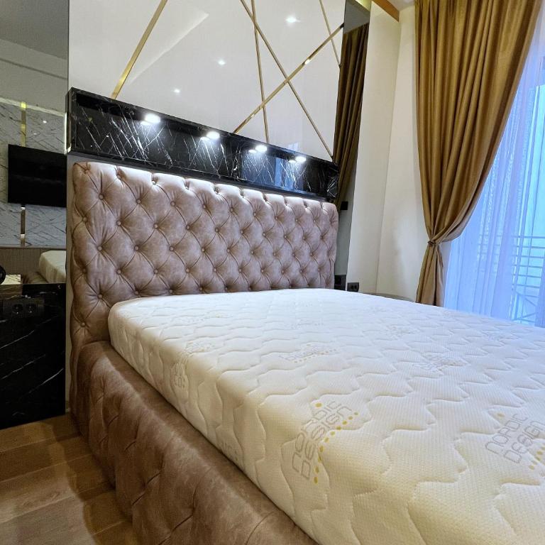 PLEASURE LUX GOLD - One-Bedroom Apartment - 9