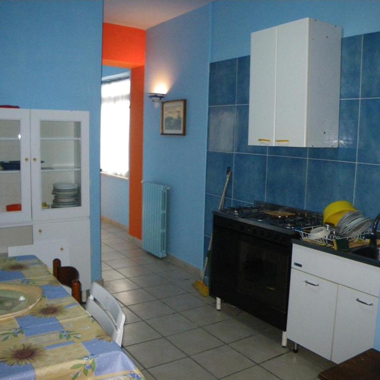 Casa Carolina - Appartamento con 1 Camera da Letto (5 Adulti) - 2