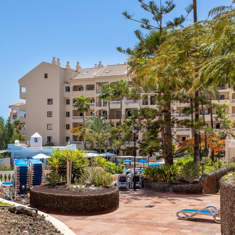 Castle Harbour Feel like home Flat II Los Cristianos LoveTenerife - Apartamento - 16