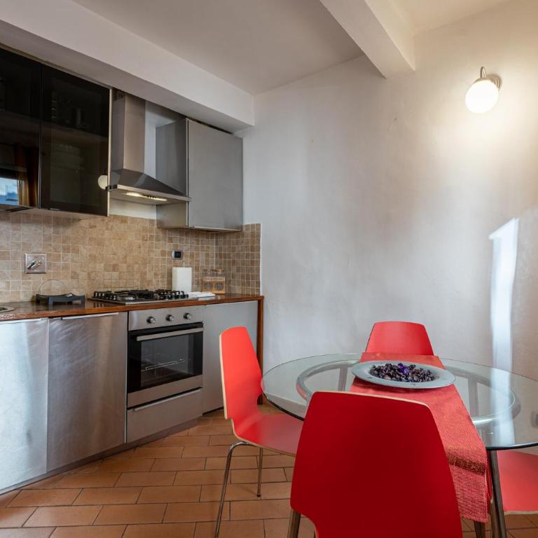 GuestHost - SantAmbrogio Colorful Apartment - Appartamento con 1 Camera da Letto - 2