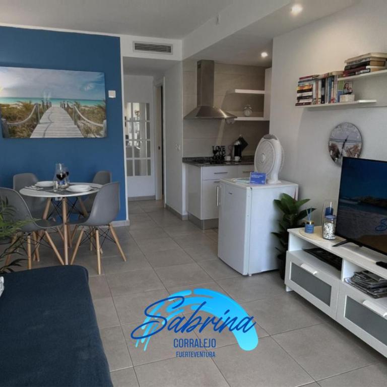 Corralejo Sun Avenida Juan Carlos I - Apartment with Pool View - 38