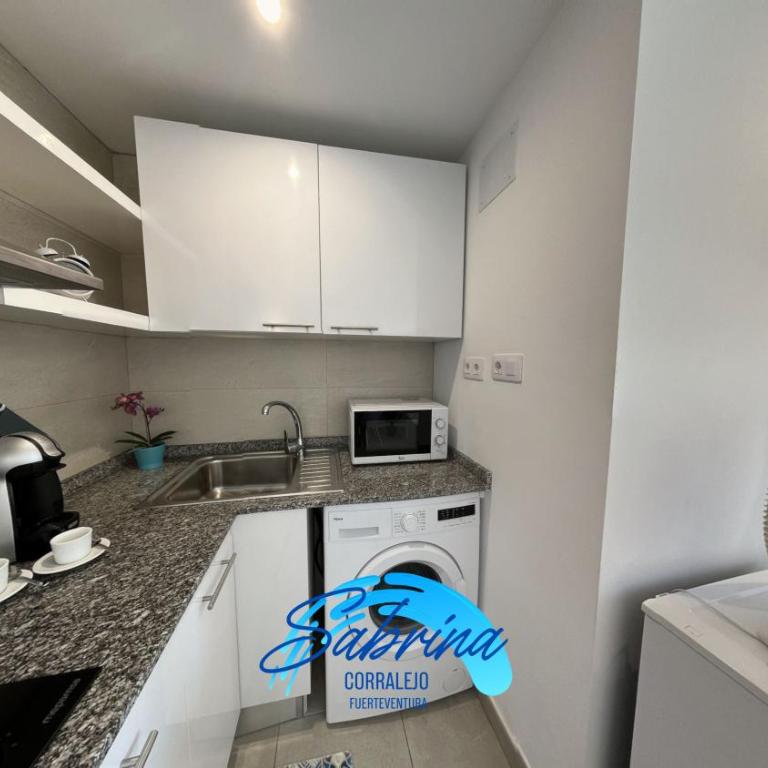 Corralejo Sun Avenida Juan Carlos I - Apartment with Pool View - 14