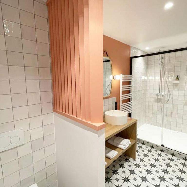 Chambre Majorelle - RDC - Plage 50m - Rue gratuite - Appartement 1 Chambre - 3